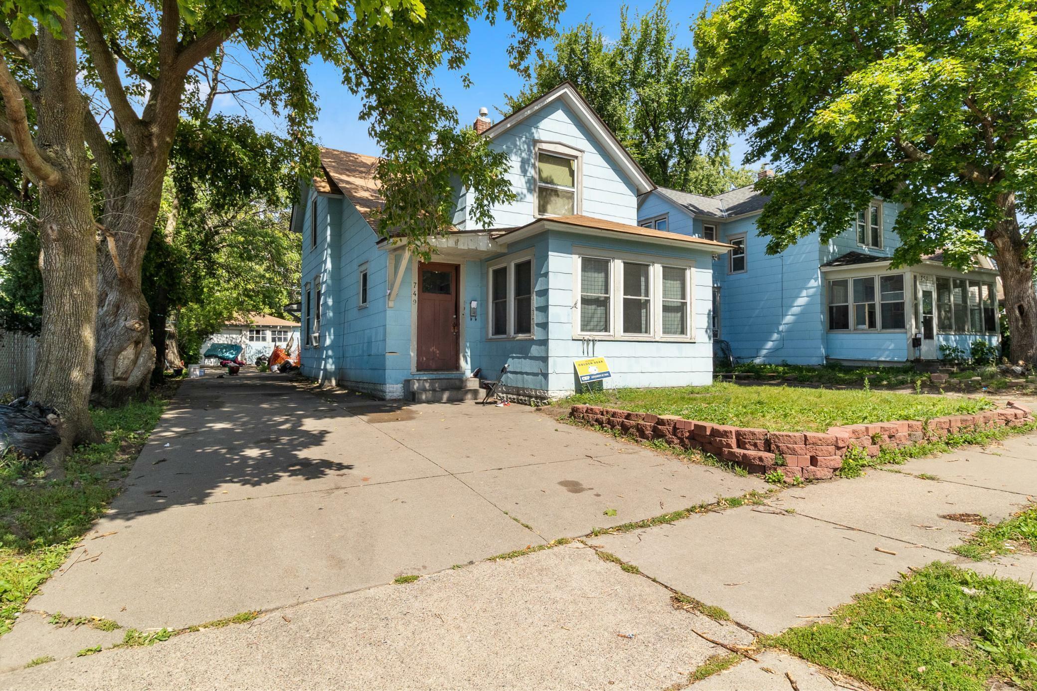 Property Photo:  751 Bush Avenue  MN 55106 