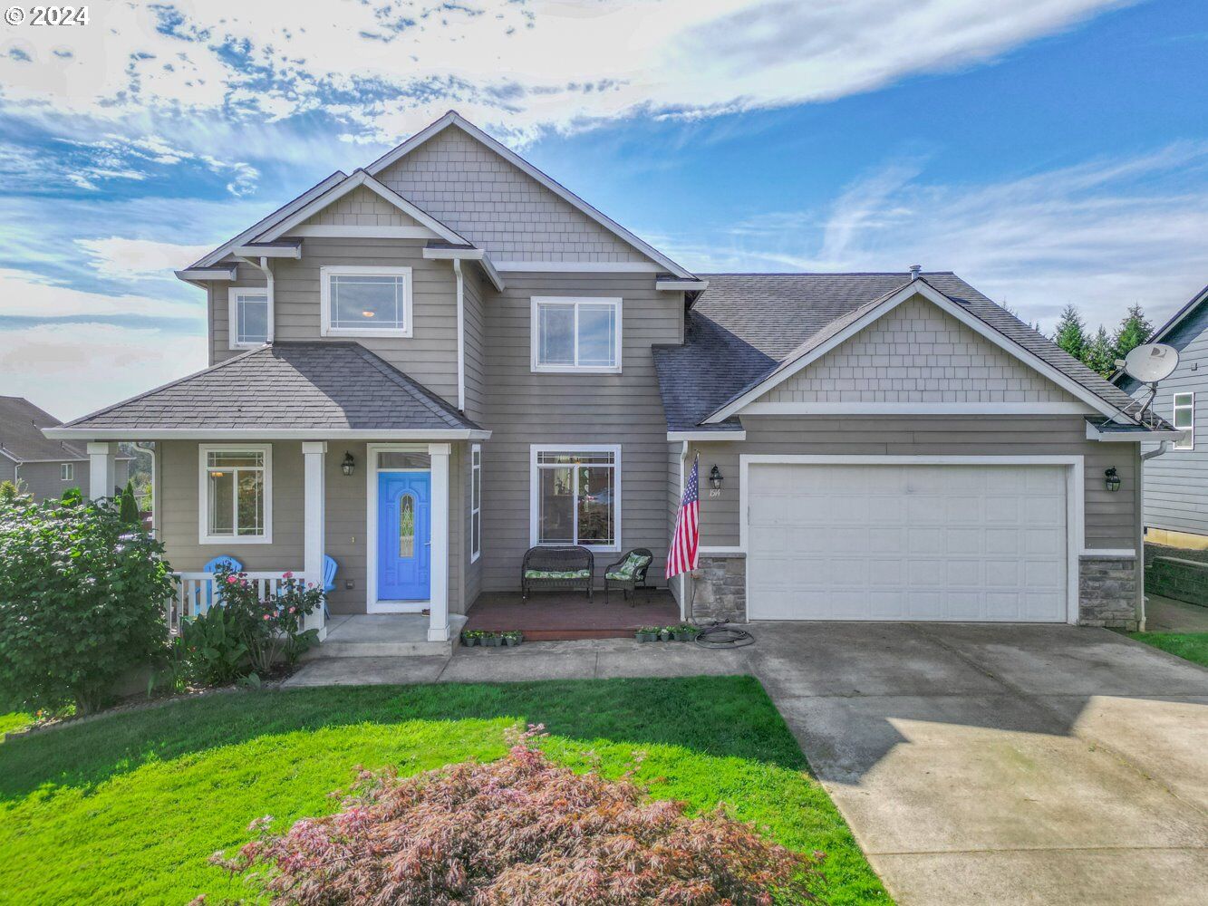 Property Photo:  1514 W E Pl  WA 98629 