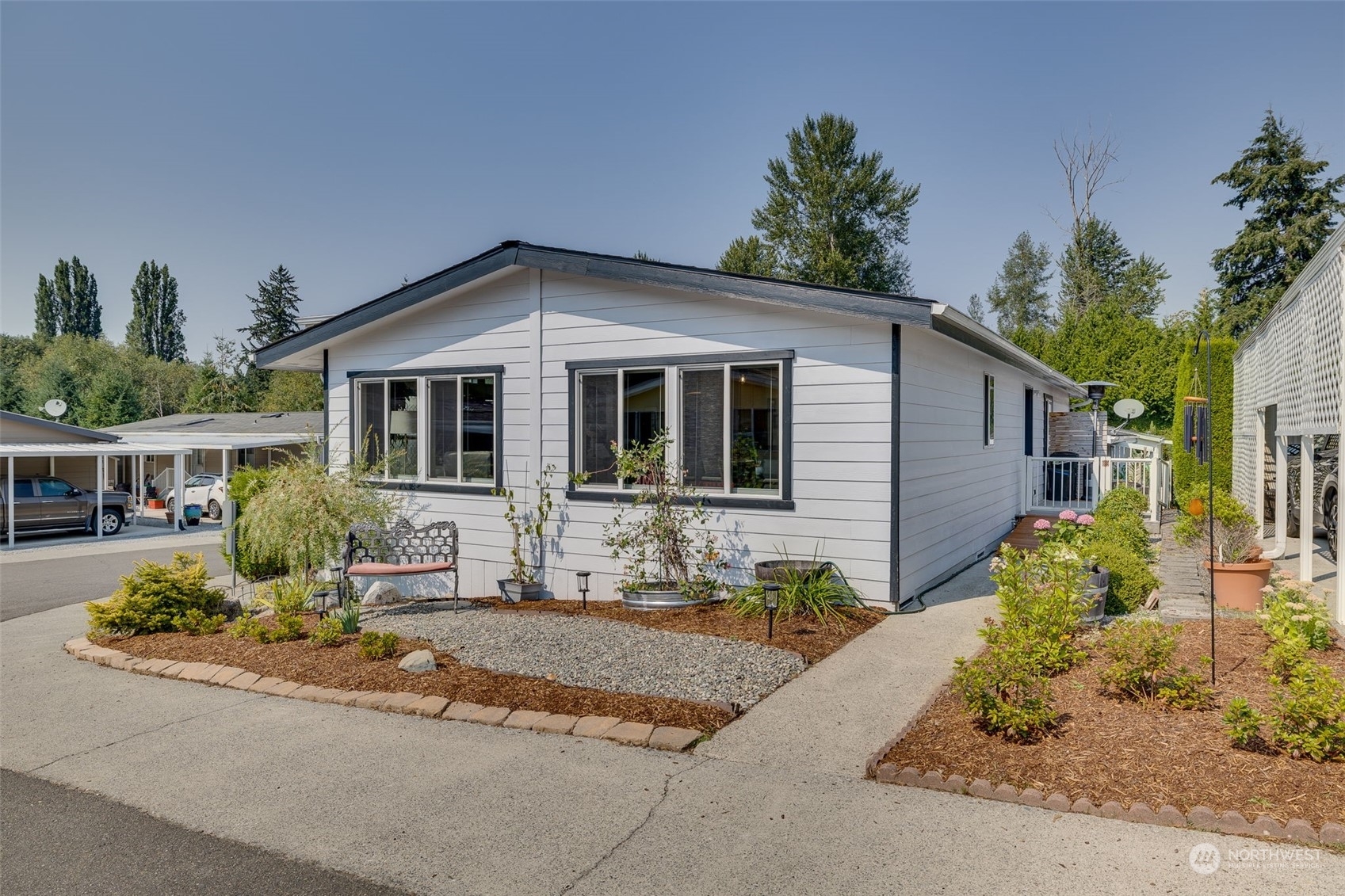 Property Photo:  23825 15th Avenue SE 433  WA 98021 