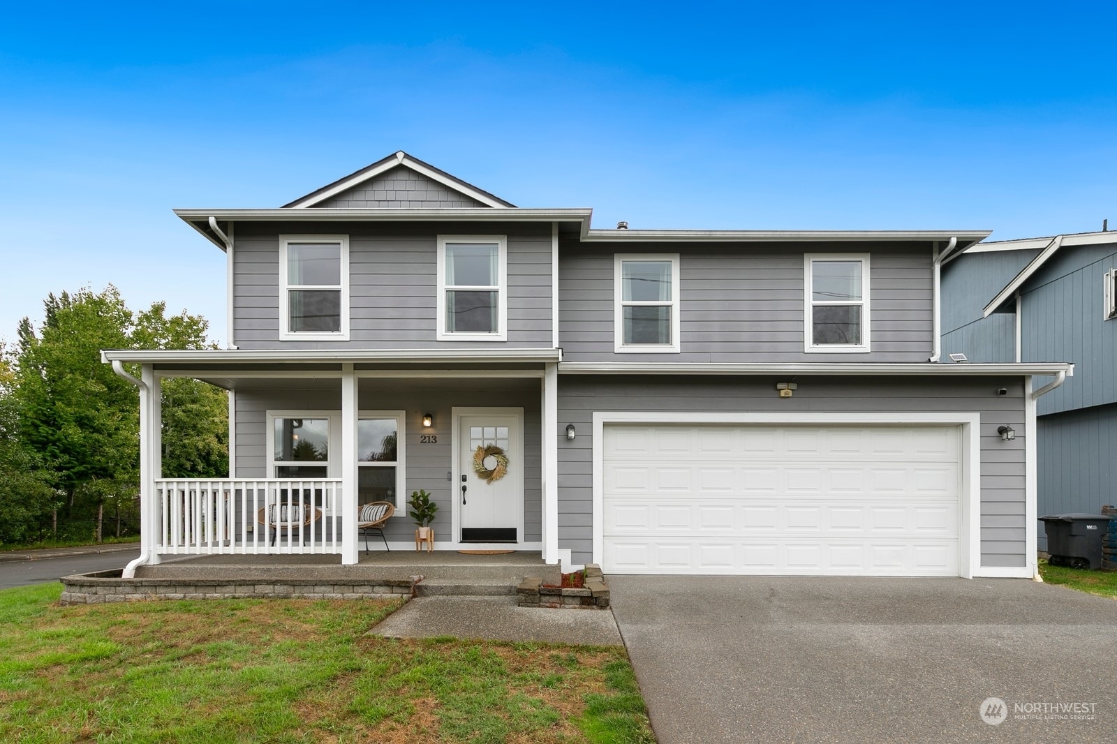 Property Photo:  213 Butte Avenue  WA 98047 