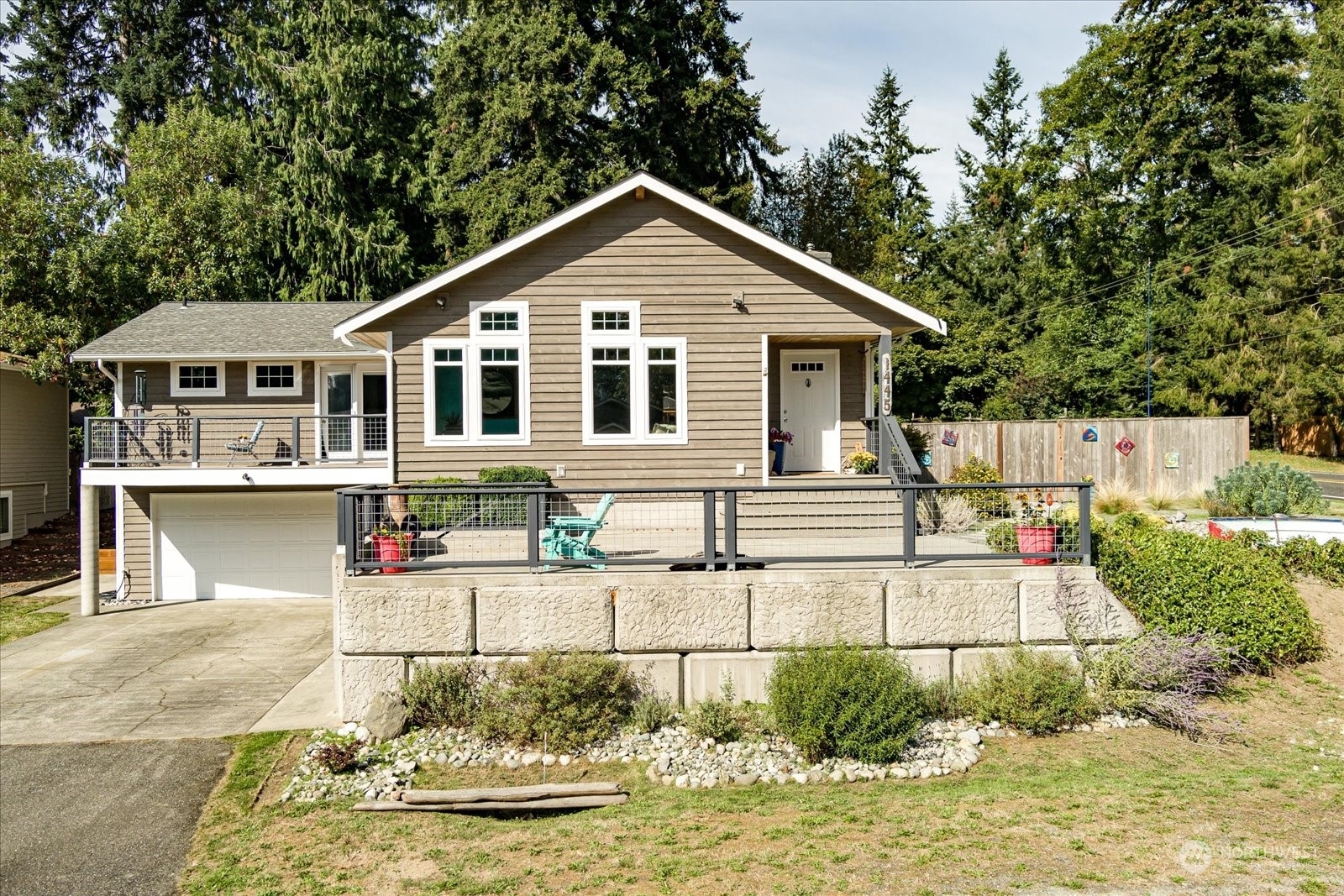 Property Photo:  1445 Manor Way  WA 98249 