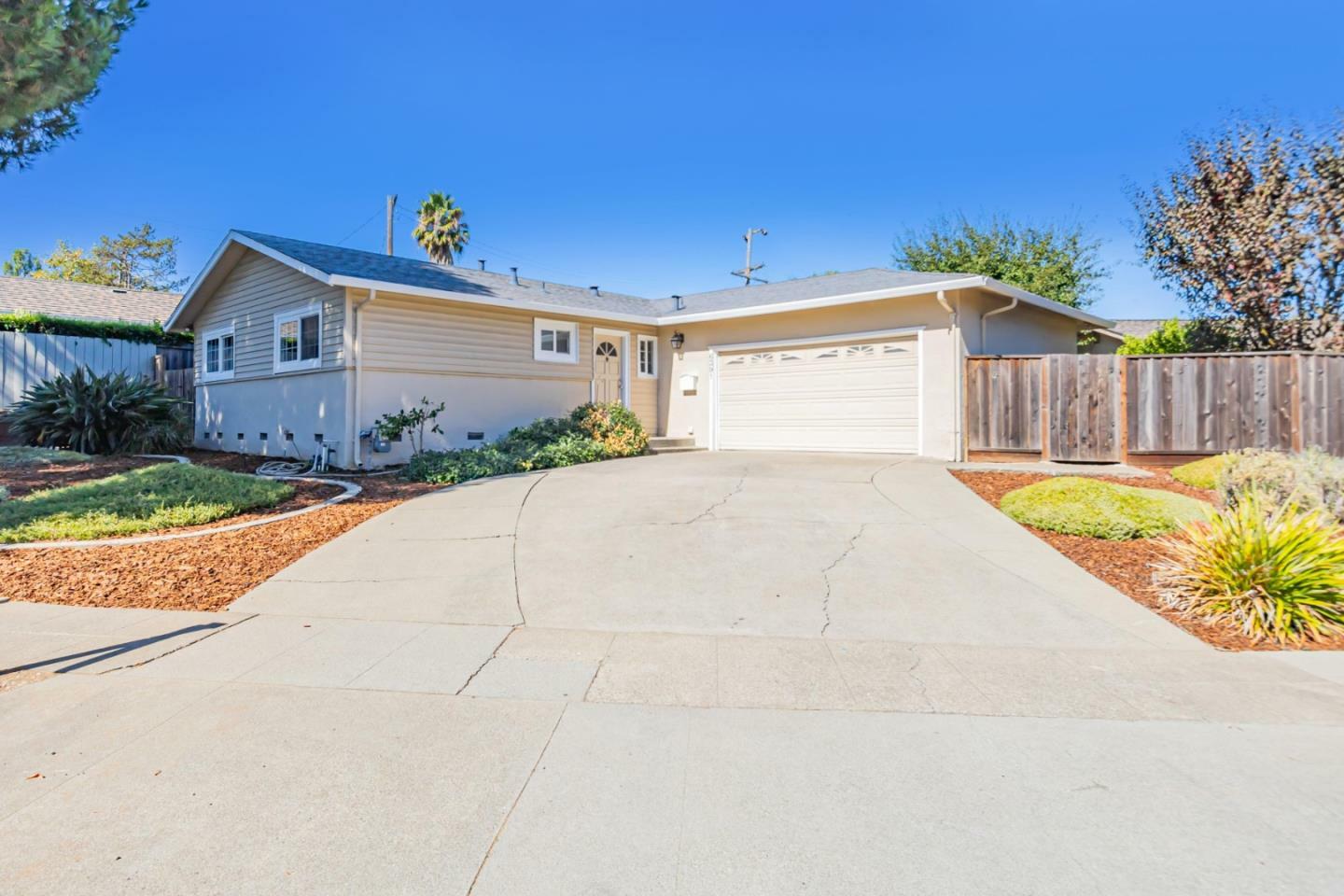 Property Photo:  6391 Lillian Way  CA 95120 