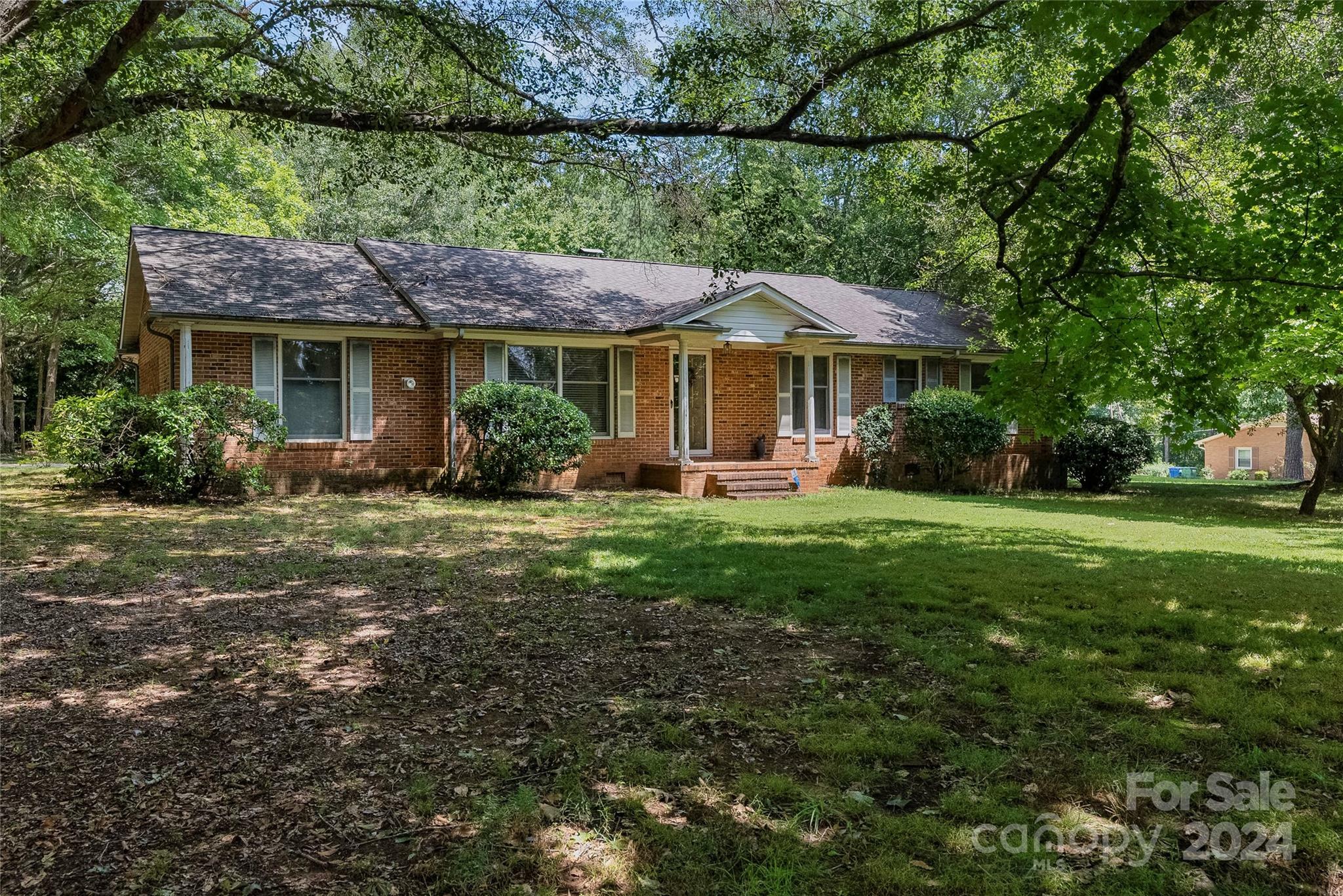 Property Photo:  14205 Thompson Road  NC 28227 