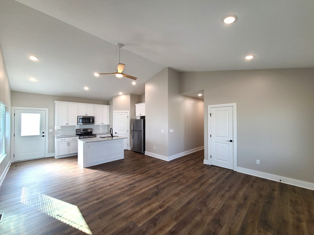 Property Photo: 419 Dala Dr KS 67456