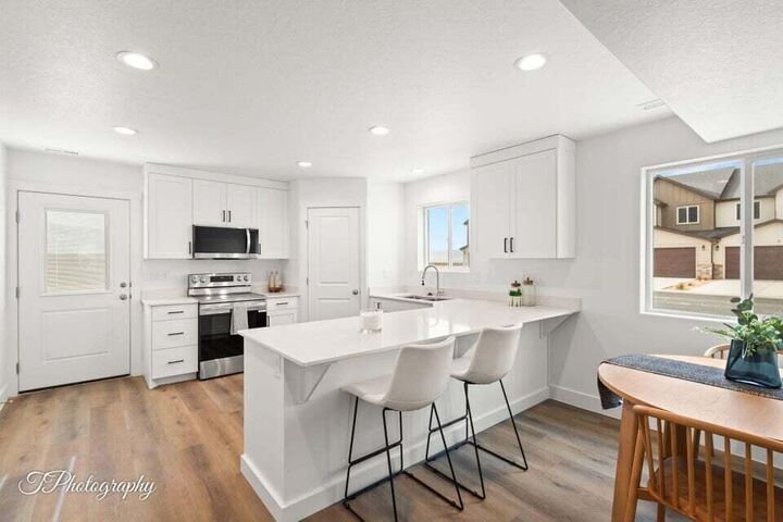 Property Photo:  535 W 2530 N Unit 16  UT 84720 