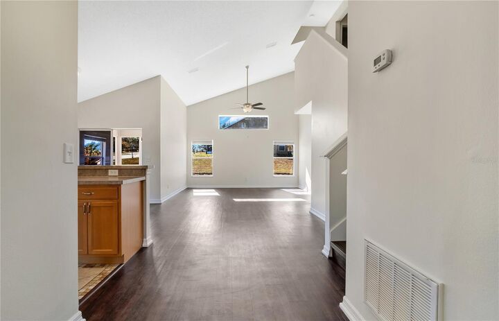 Property Photo: 1100 Bluegrass Drive FL 34736