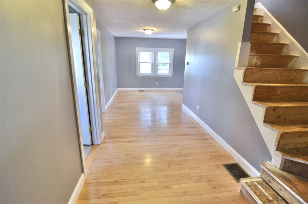 Property Photo:  20 Poplar Ter  MA 01864 