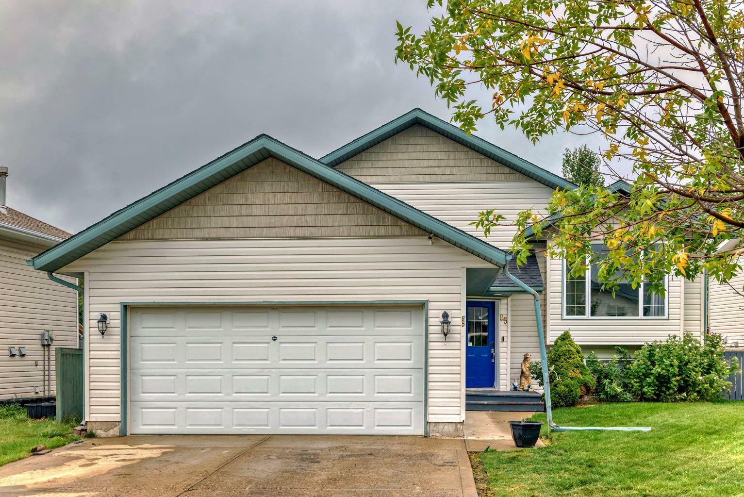 Property Photo:  85 Herder Drive  AB T4S 1X8 