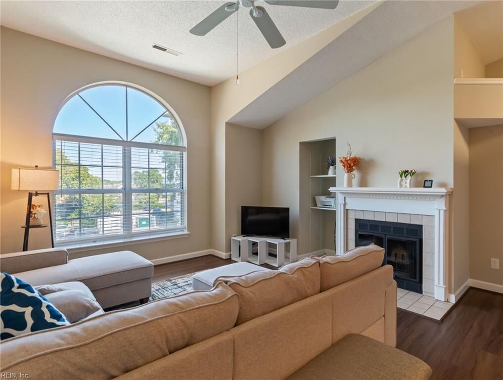 Property Photo:  414 Delaware Avenue 319  VA 23508 