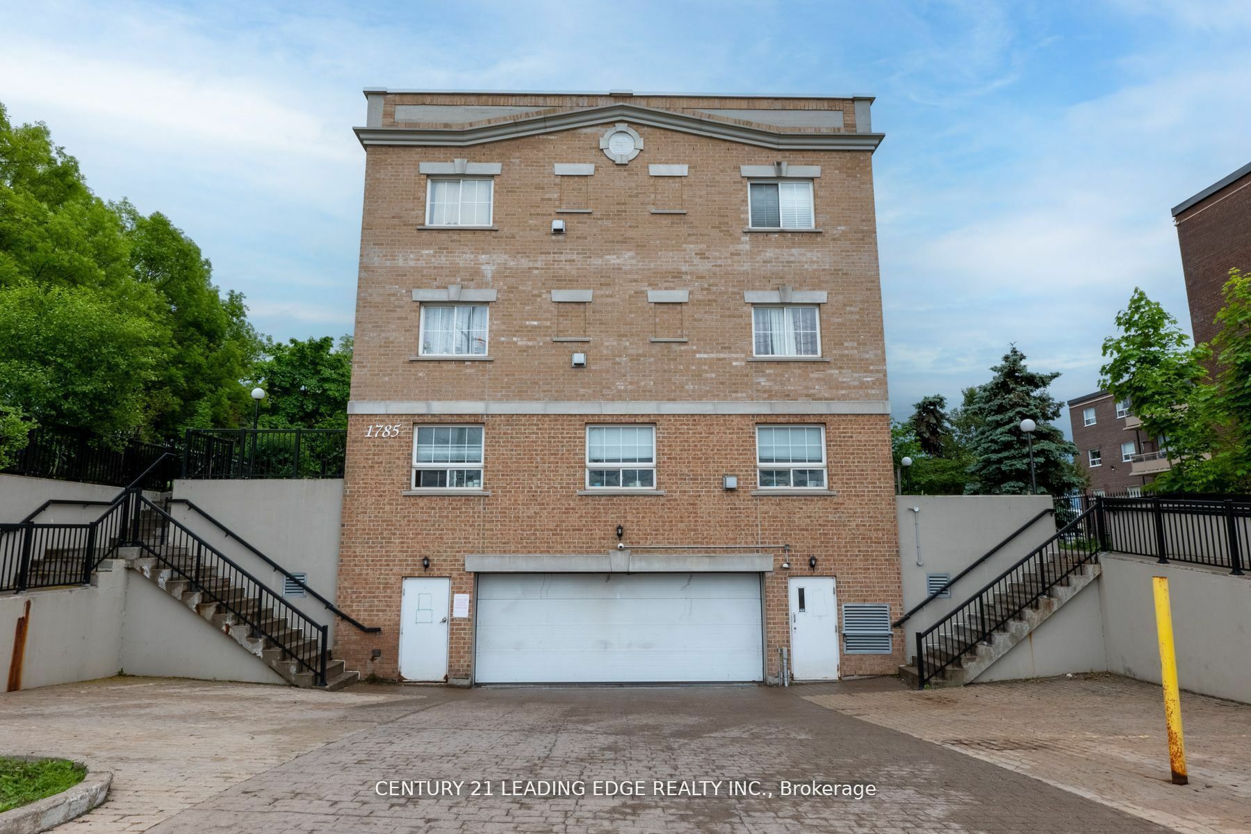 Property Photo:  1785 Eglinton Ave E 103  ON M4A 2Y6 