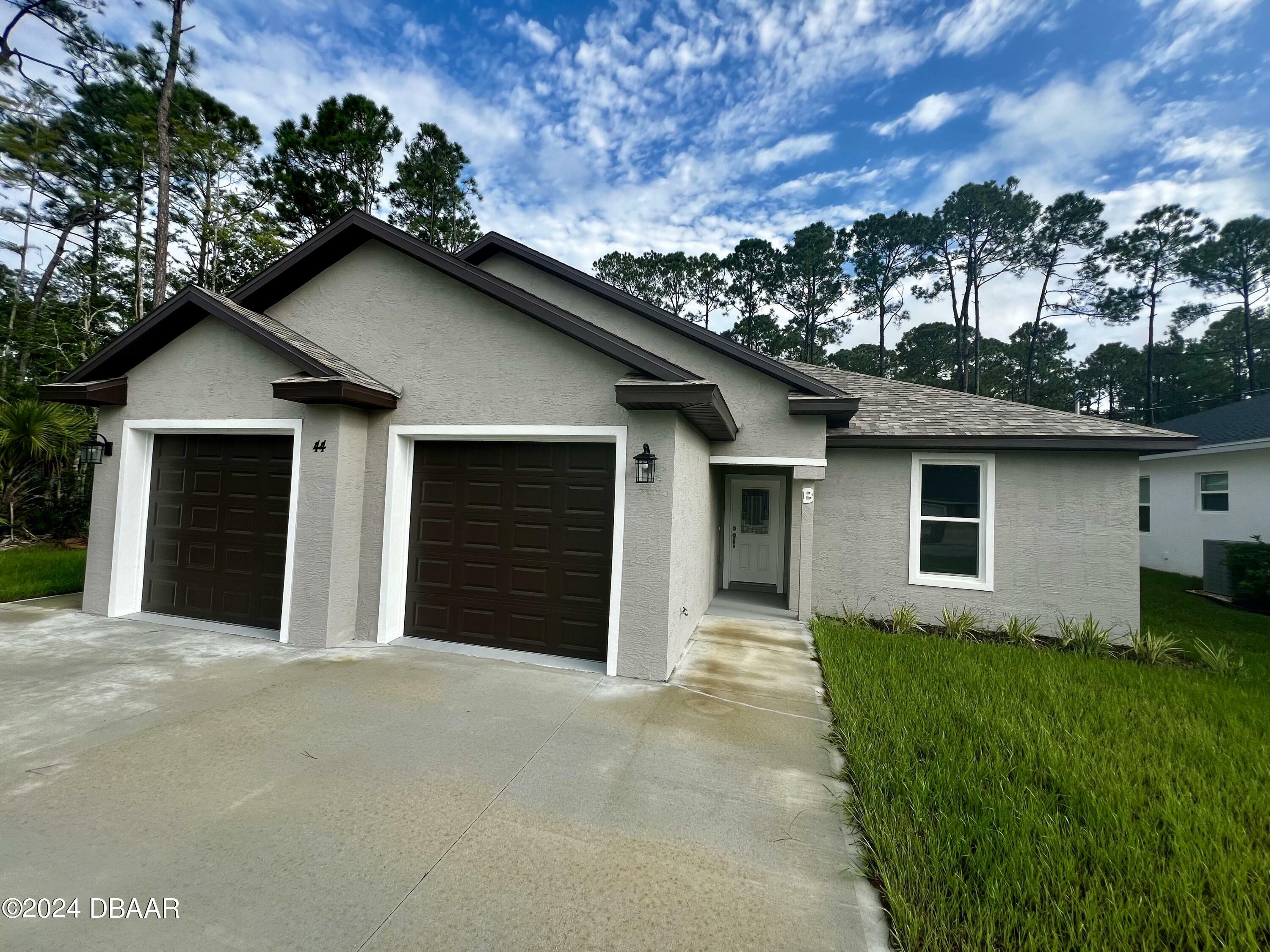 Property Photo:  44 Regency Drive  FL 32164 