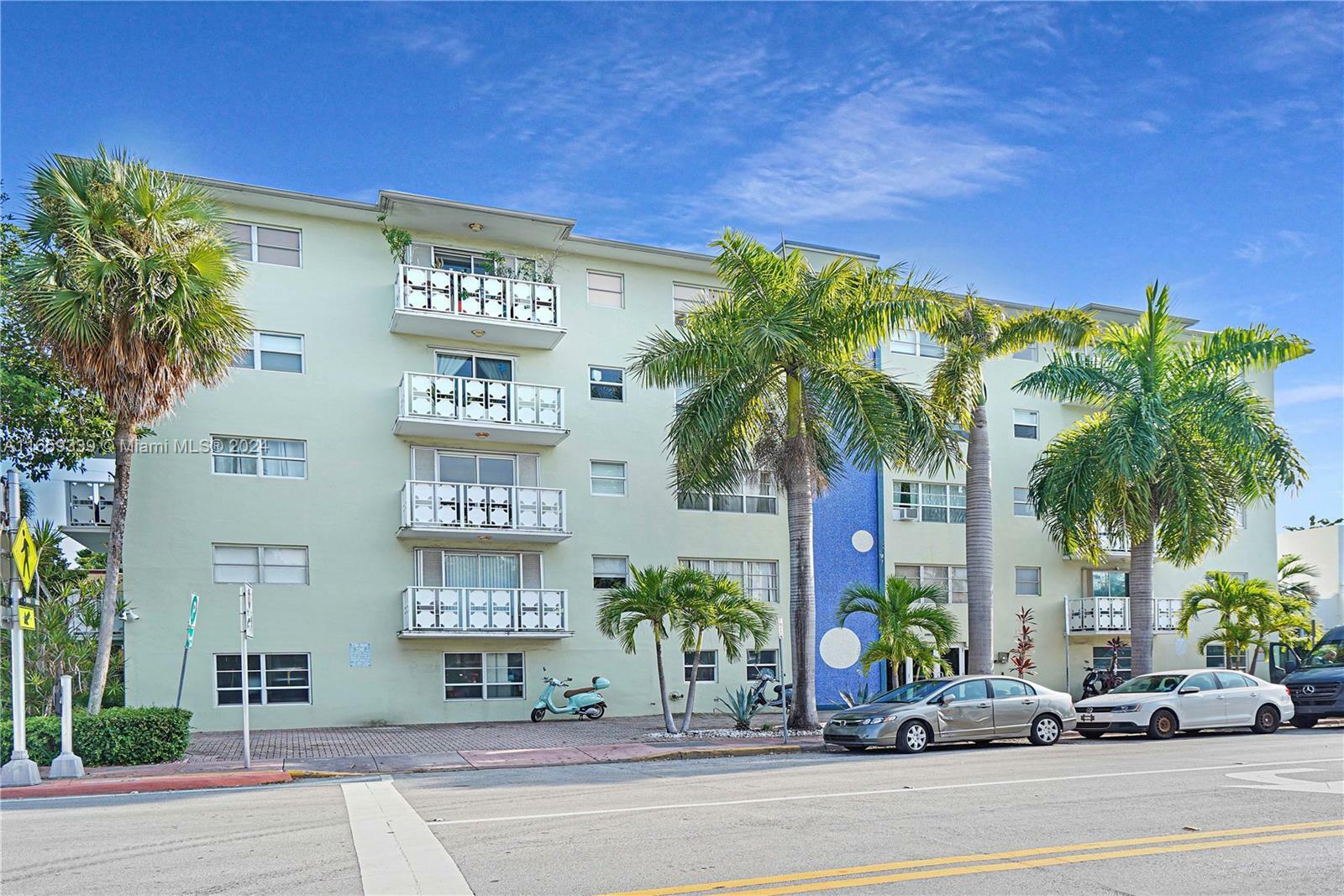 Property Photo:  1498 Jefferson Ave 205  FL 33139 