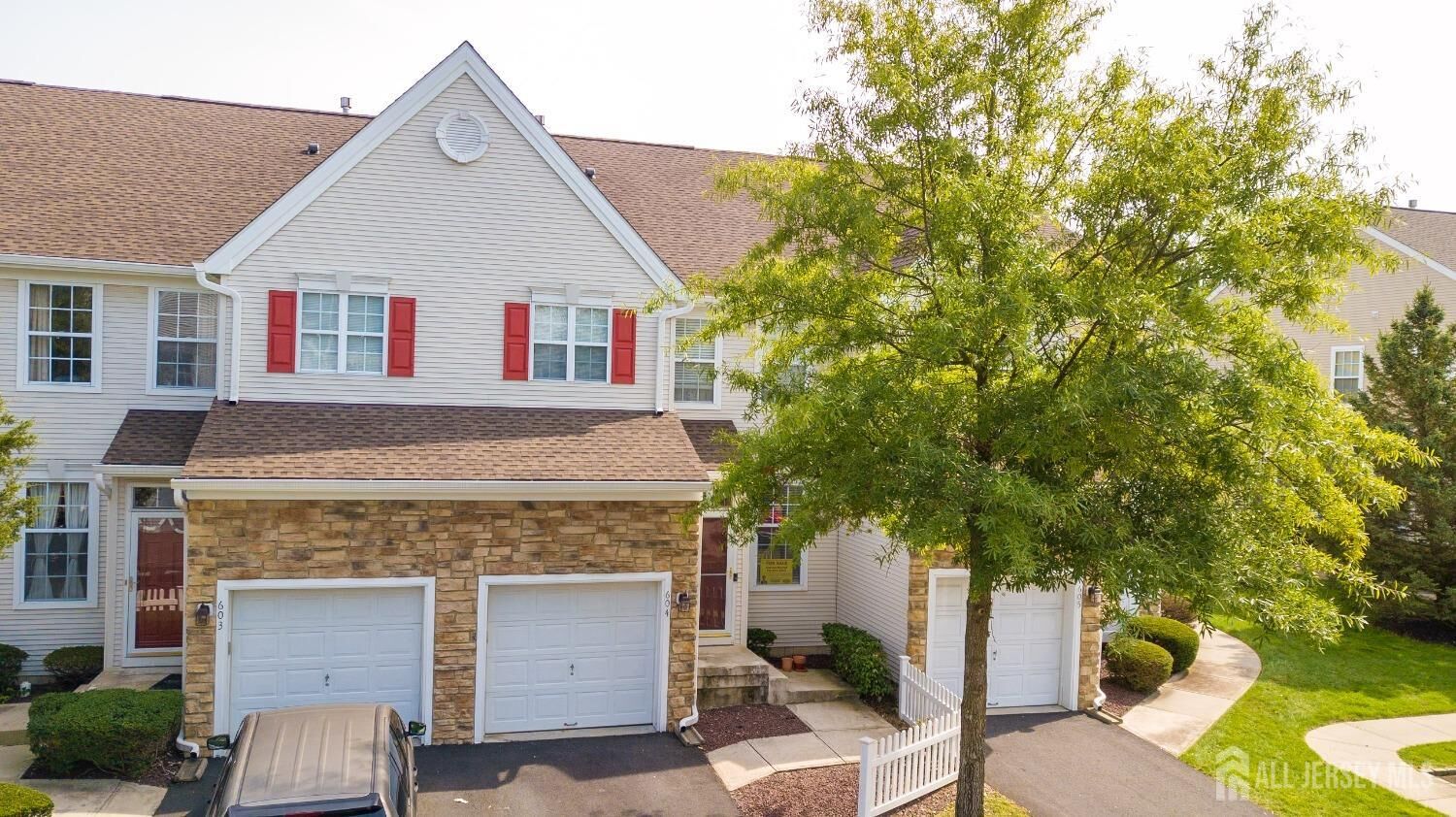 Property Photo:  604 Yarrow Circle  NJ 08810 