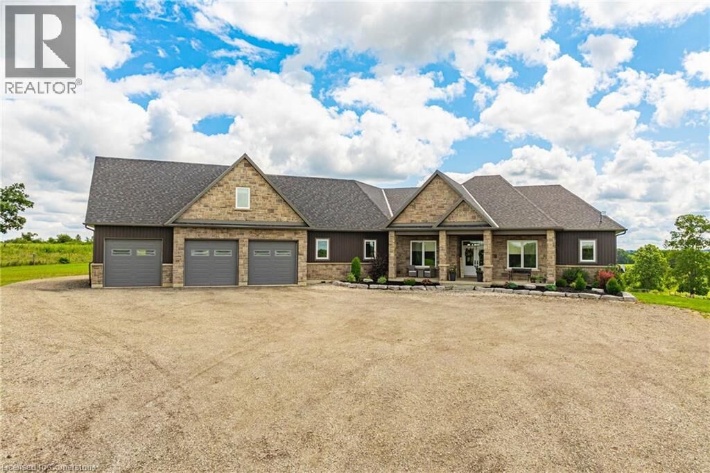 Property Photo:  4 Middleport Road  ON N3W 2G9