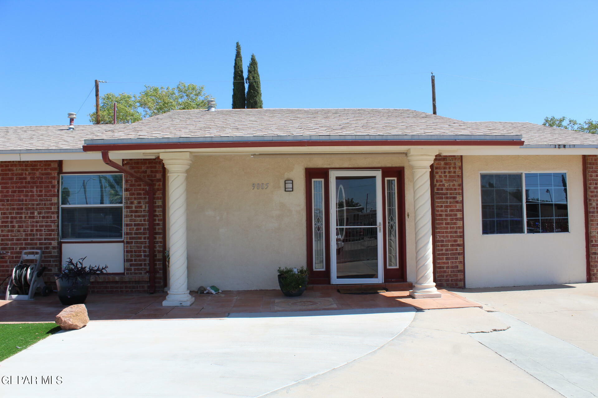 Property Photo:  9005 Acatlan Lane  TX 79907 