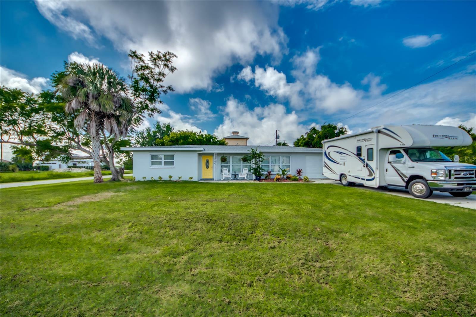 Property Photo:  27359 Whitman Avenue  FL 33983 