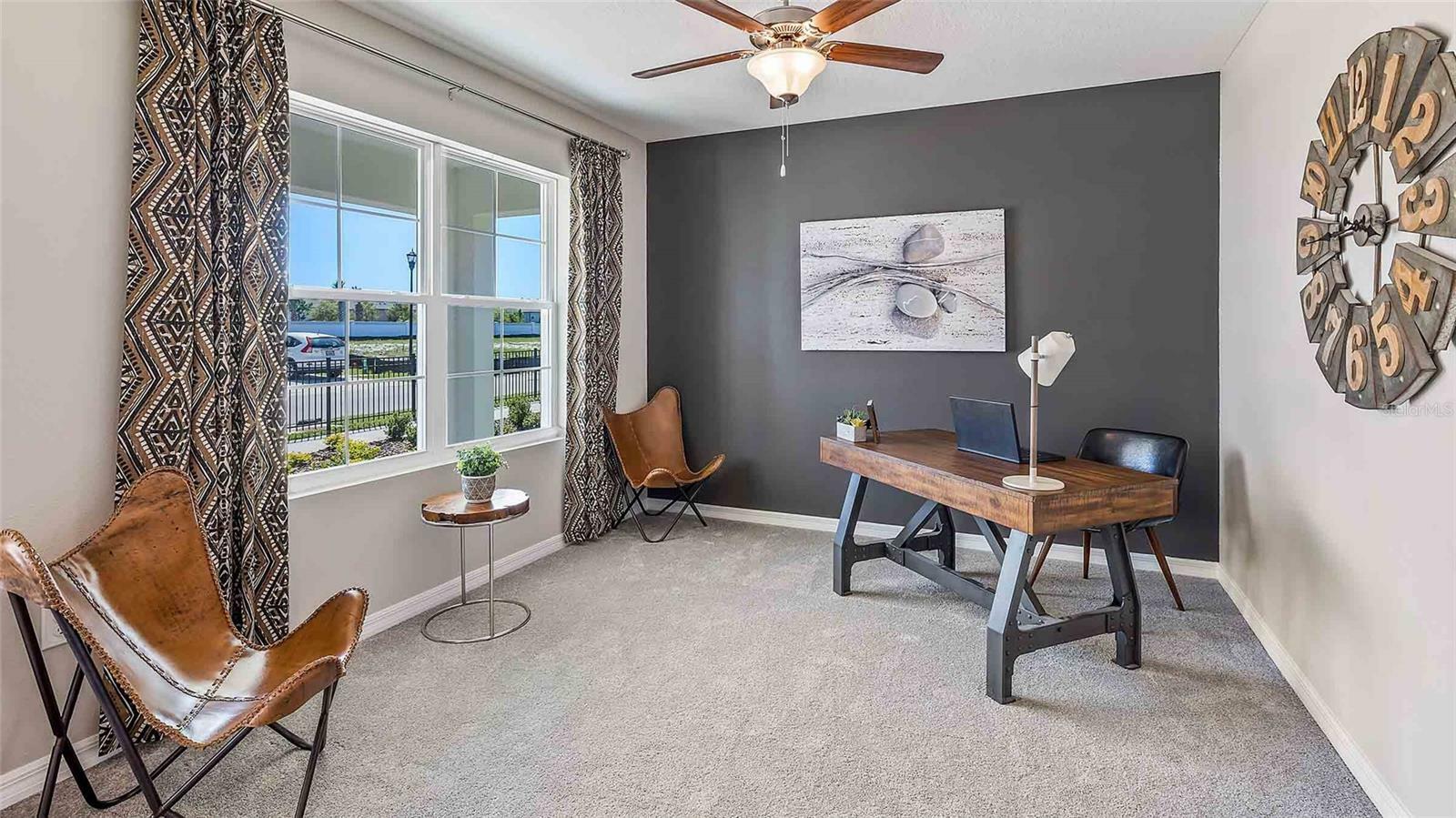 Property Photo: 716 Ace Outlaw Avenue FL 33570