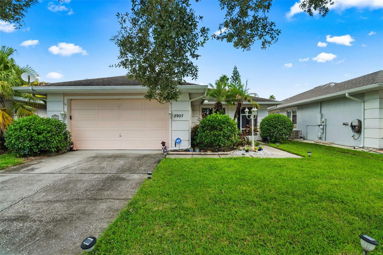 Property Photo:  2907 Sunset Lakes Boulevard  FL 34747 