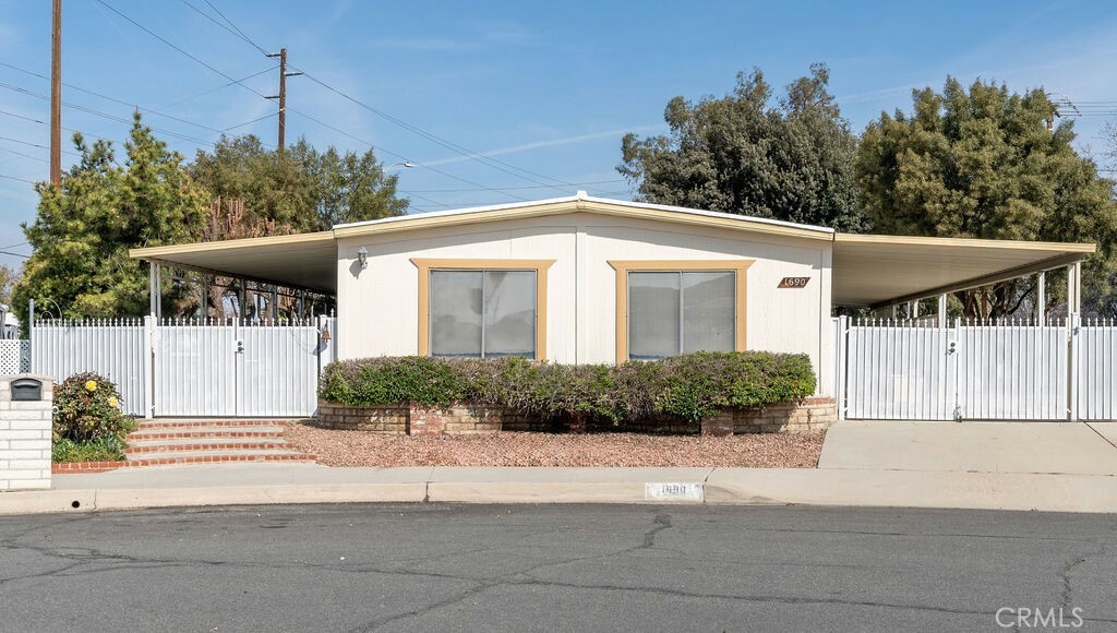 Property Photo:  1690 Carlotta Drive  CA 92543 