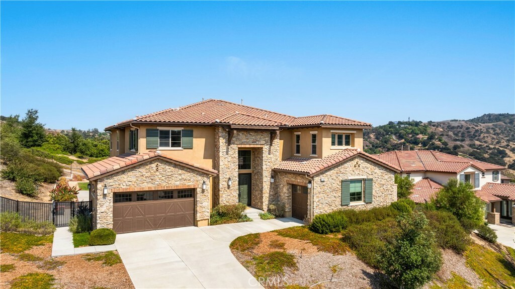 Property Photo:  1120 Canyon Glen Road  CA 91709 