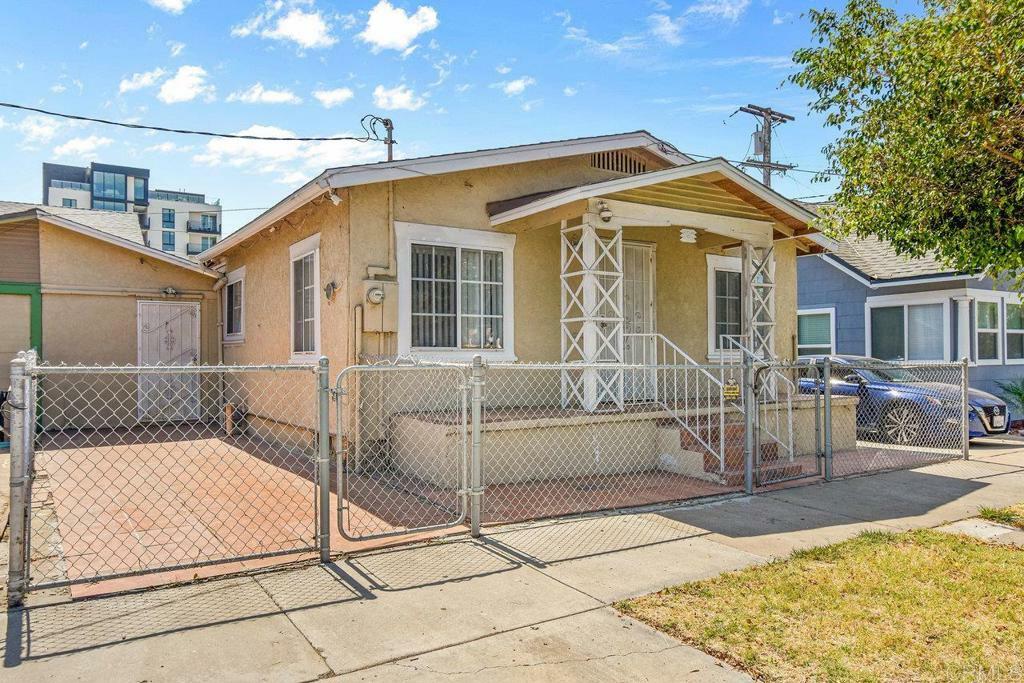 Property Photo:  130 E 7th Street  CA 91950 