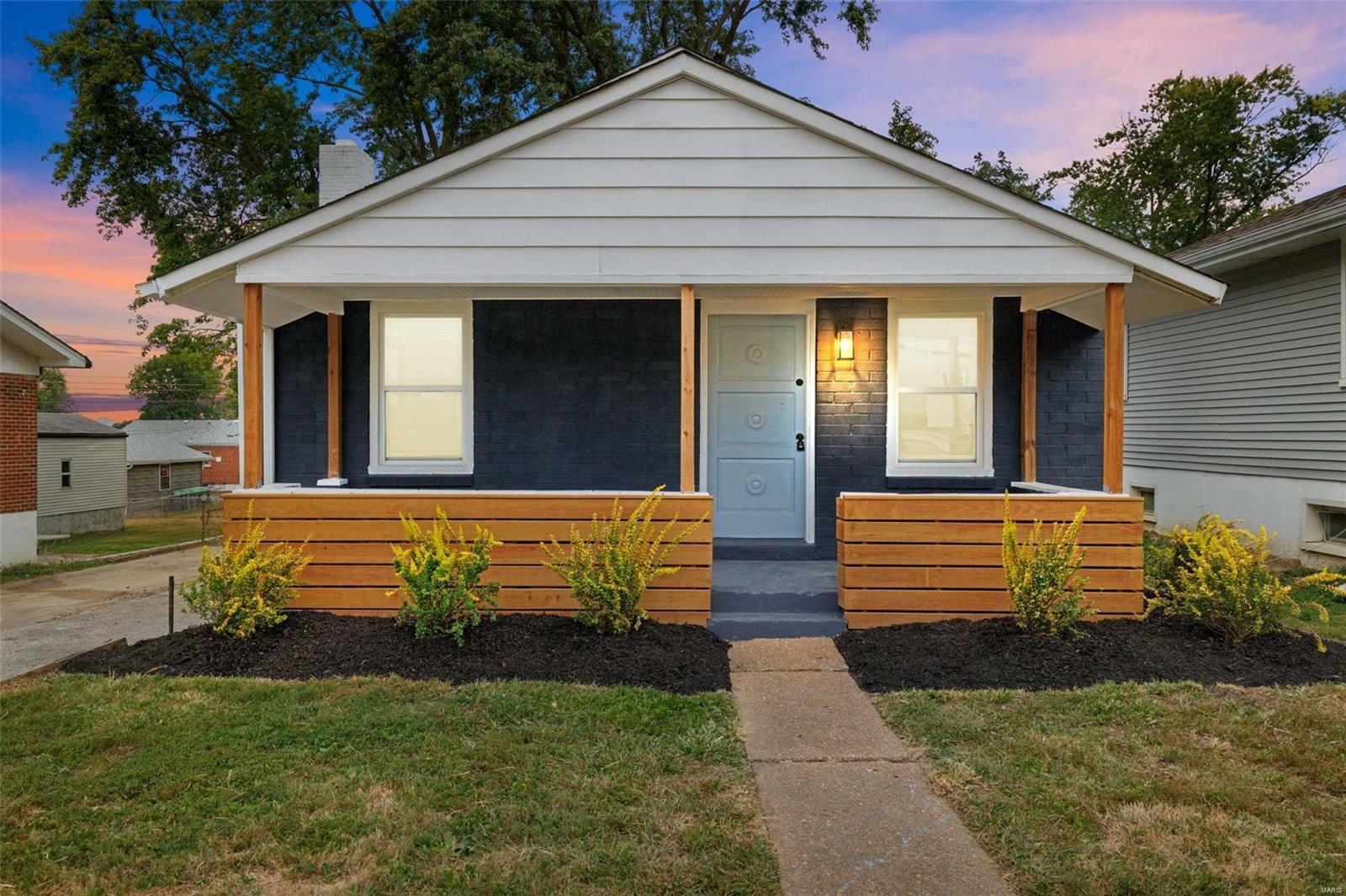 Property Photo: 9416 Cote Brilliante Avenue MO 63114