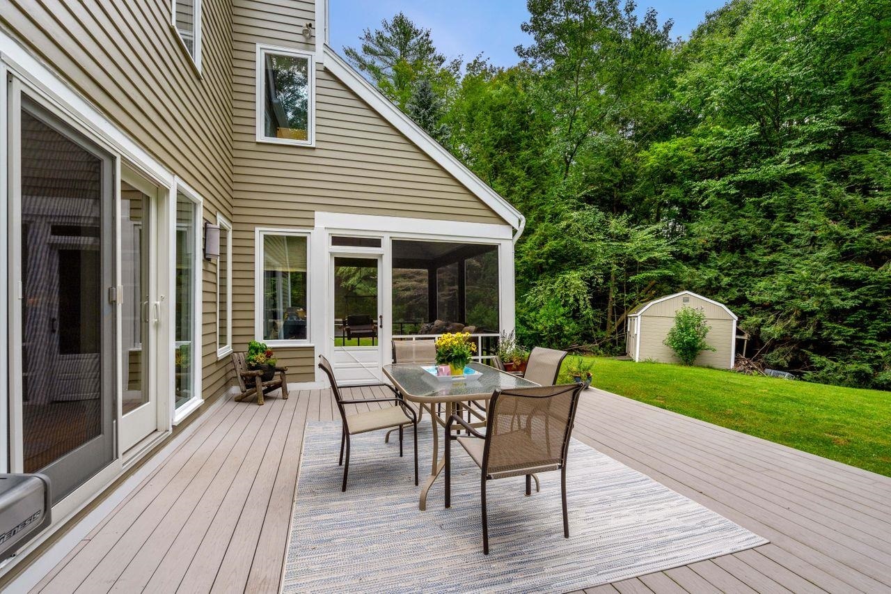 Property Photo:  8 Brick Mill Road  NH 03110 