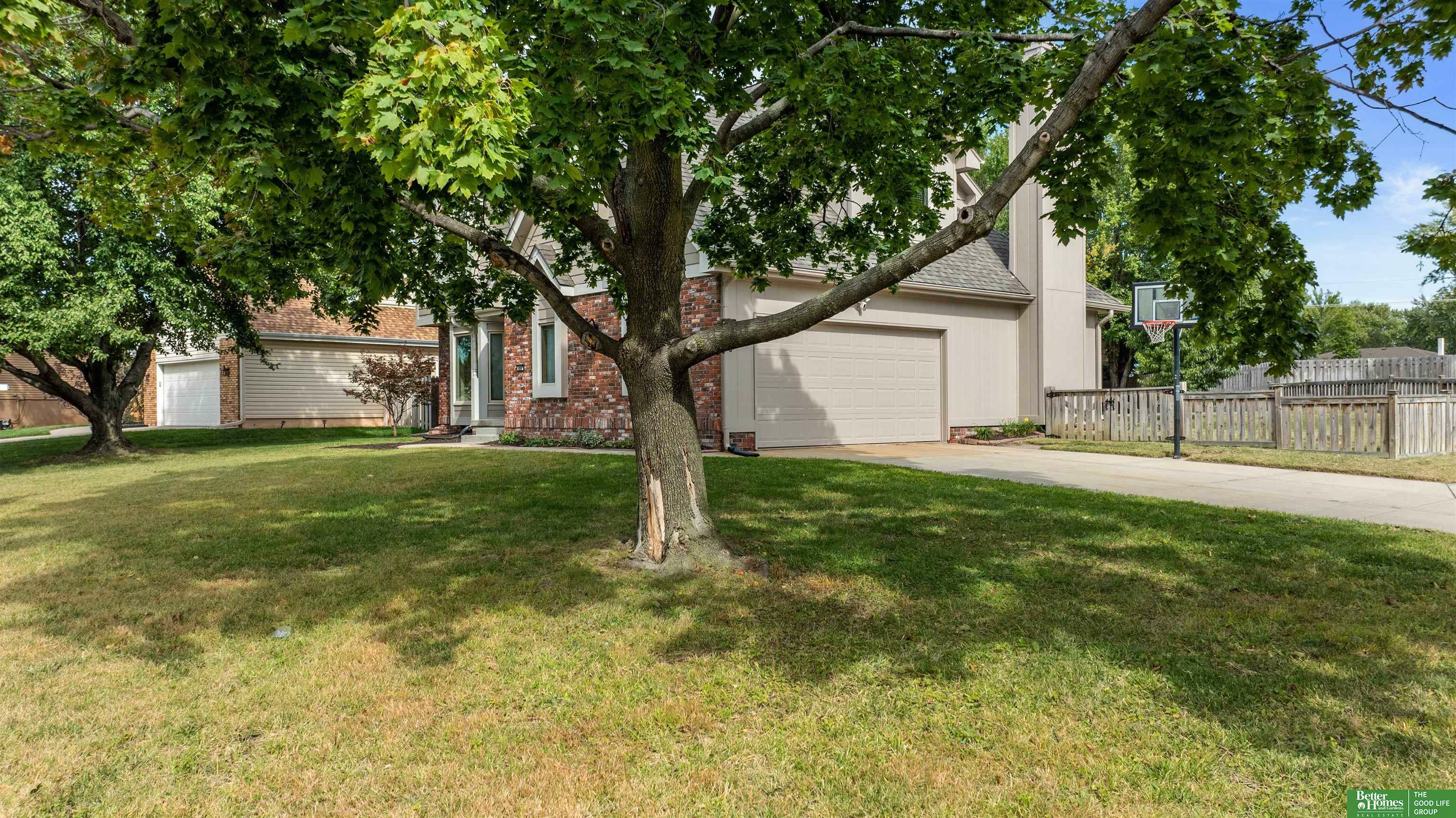 Property Photo:  808 Joseph Drive  NE 68046 