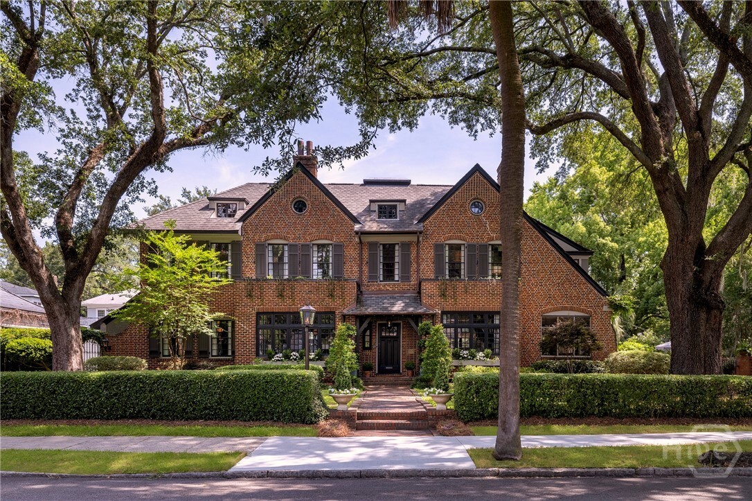 Property Photo: 56 E 54th Street GA 31405