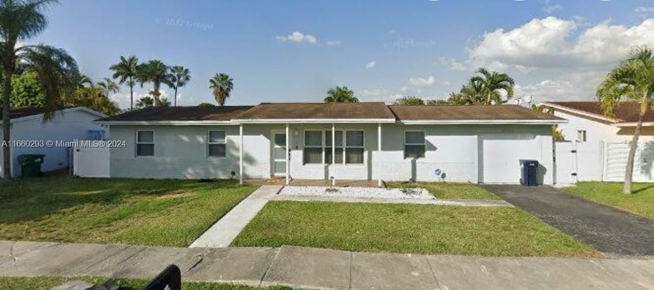 Property Photo:  12961 SW 85th St  FL 33183 