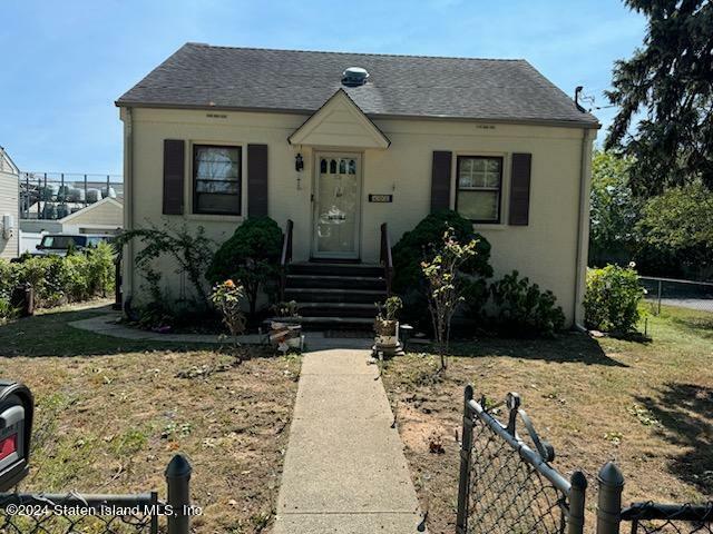 402 Netherland Avenue  Staten Island NY 10303 photo