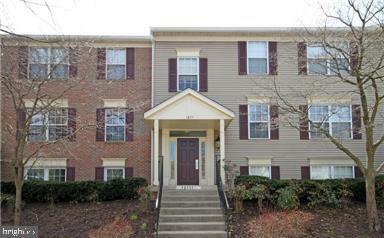 Property Photo:  12111 Greenway Court 102  VA 22033 