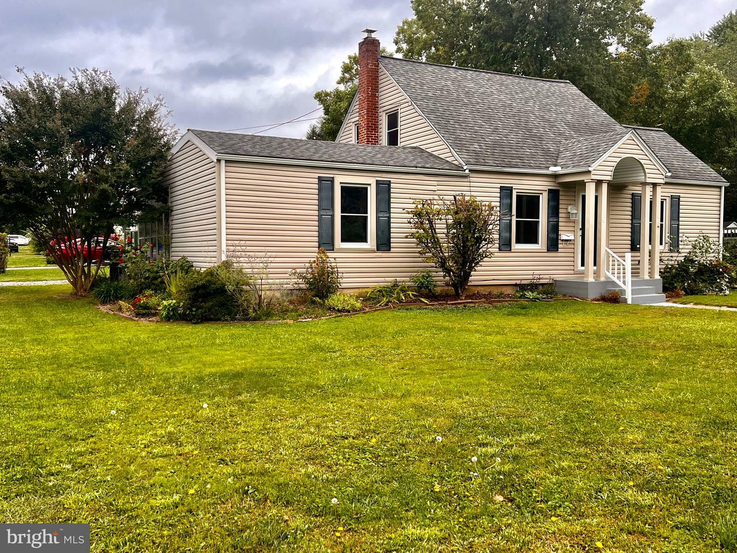 Property Photo:  531 Warren Street  PA 17043 