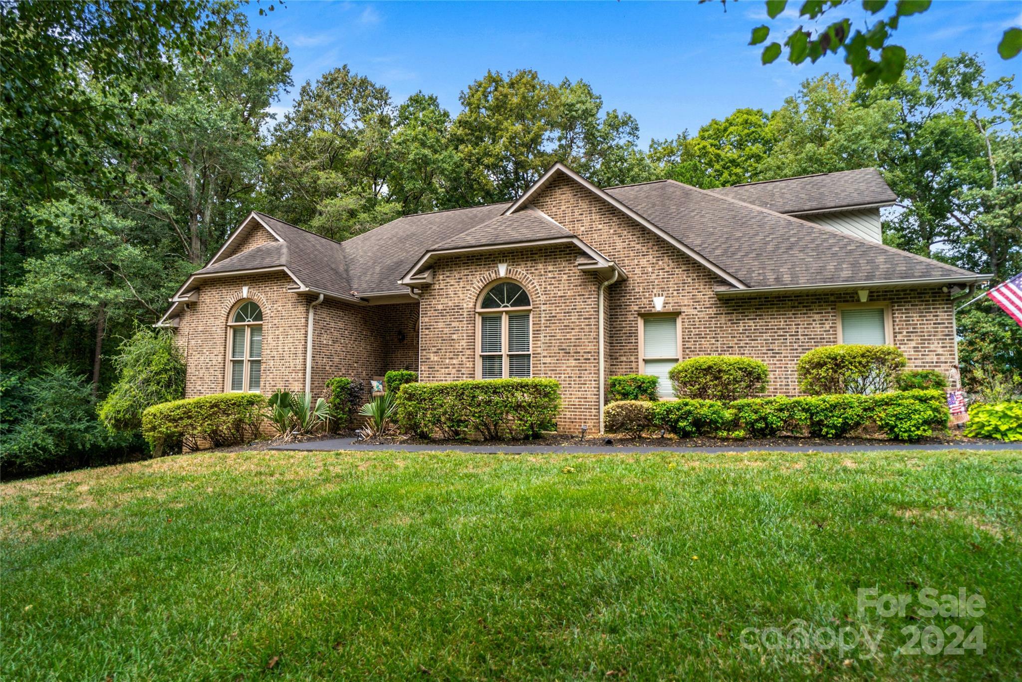 Property Photo: 10235 Mount Holly Road NC 28214