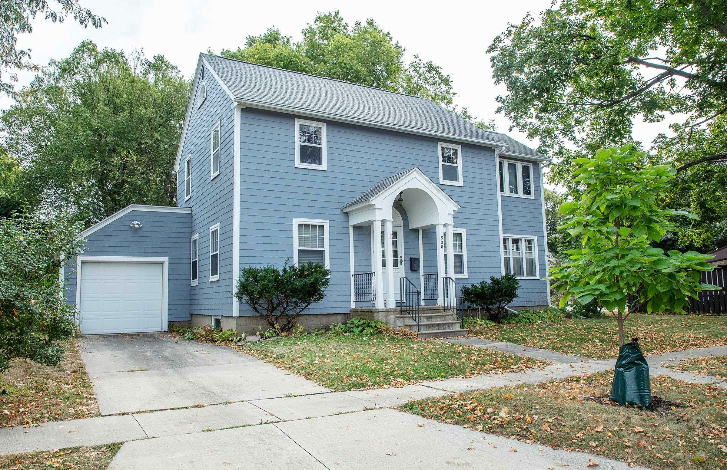 Property Photo:  508 NW 4th Street  IA 50677 