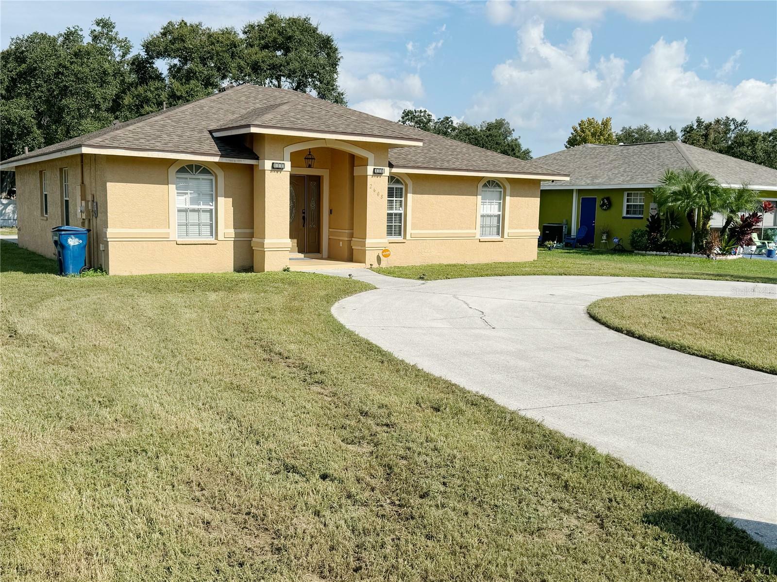 Property Photo:  2608 8th Avenue E  FL 34221 