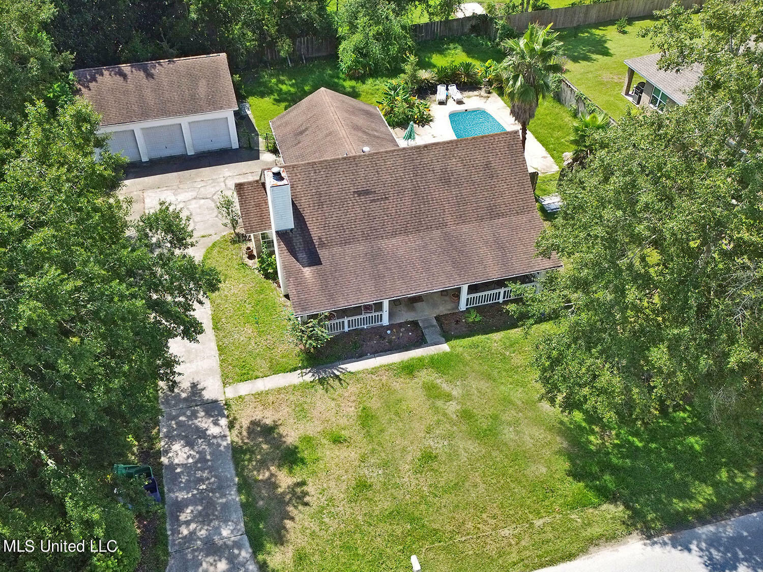 Property Photo:  9113 Live Oak Avenue  MS 39564 