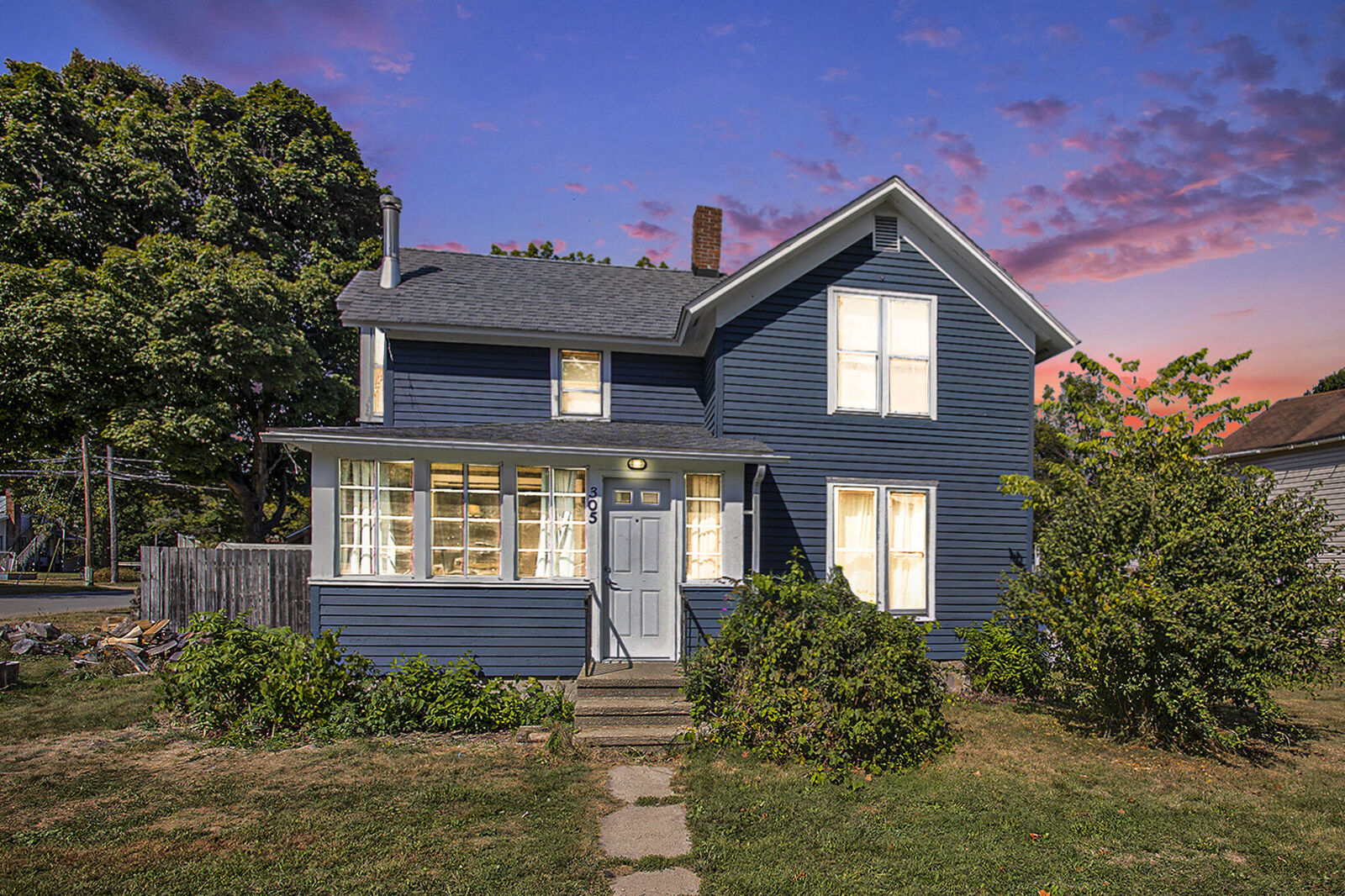 Property Photo:  305 E Dibble Street  MI 49067