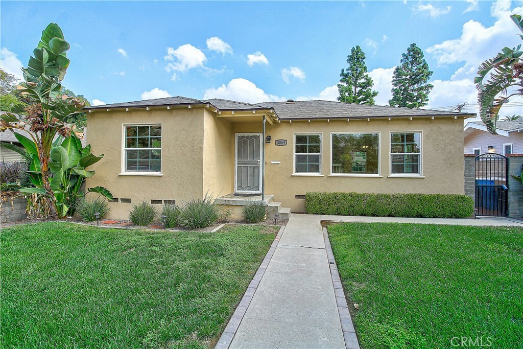 Property Photo:  3869 Bandini Avenue  CA 92506 