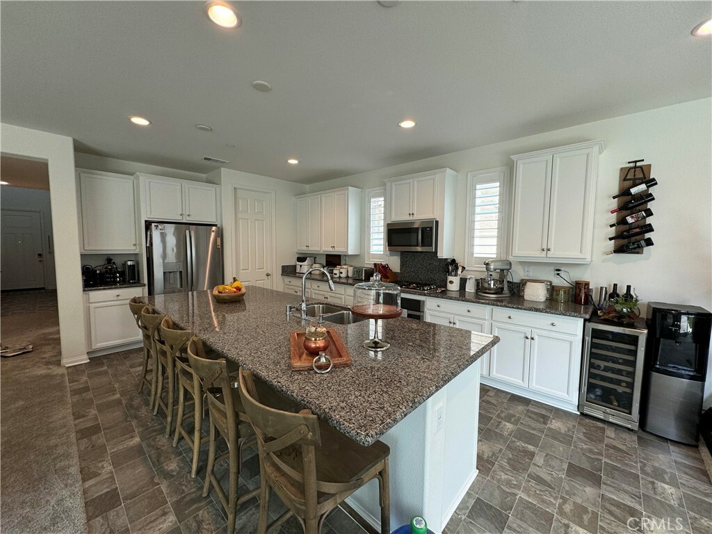 Property Photo:  39544 Verbena Way  CA 92591 