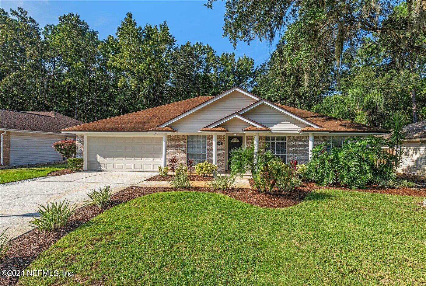 Property Photo:  4903 Greenland Hideaway Drive N  FL 32258 