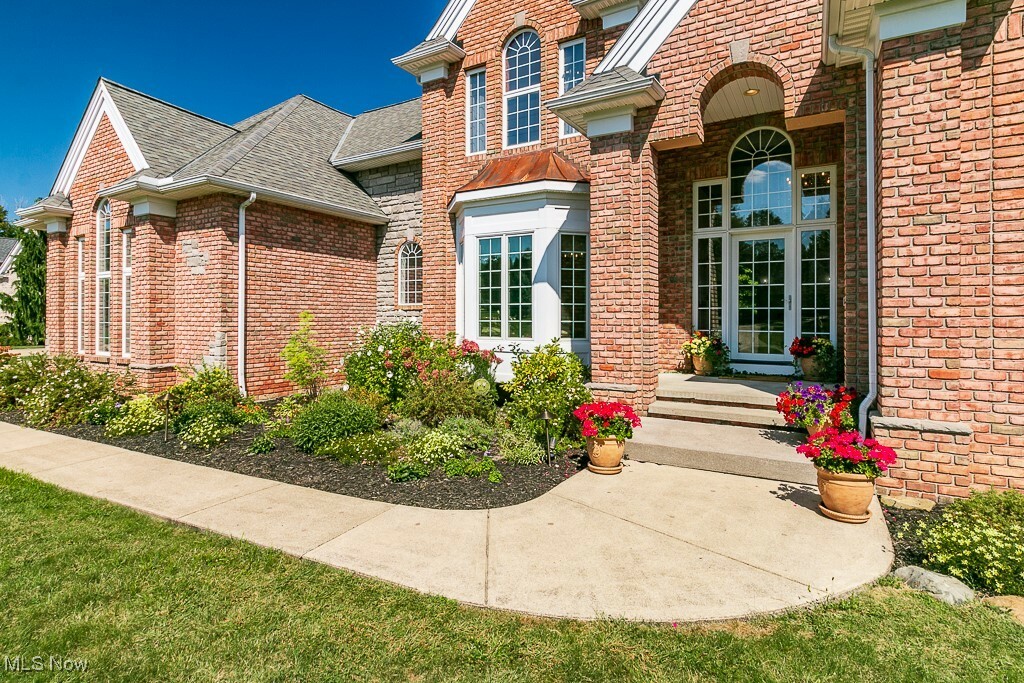 Property Photo: 7949 Augusta Lane OH 44077
