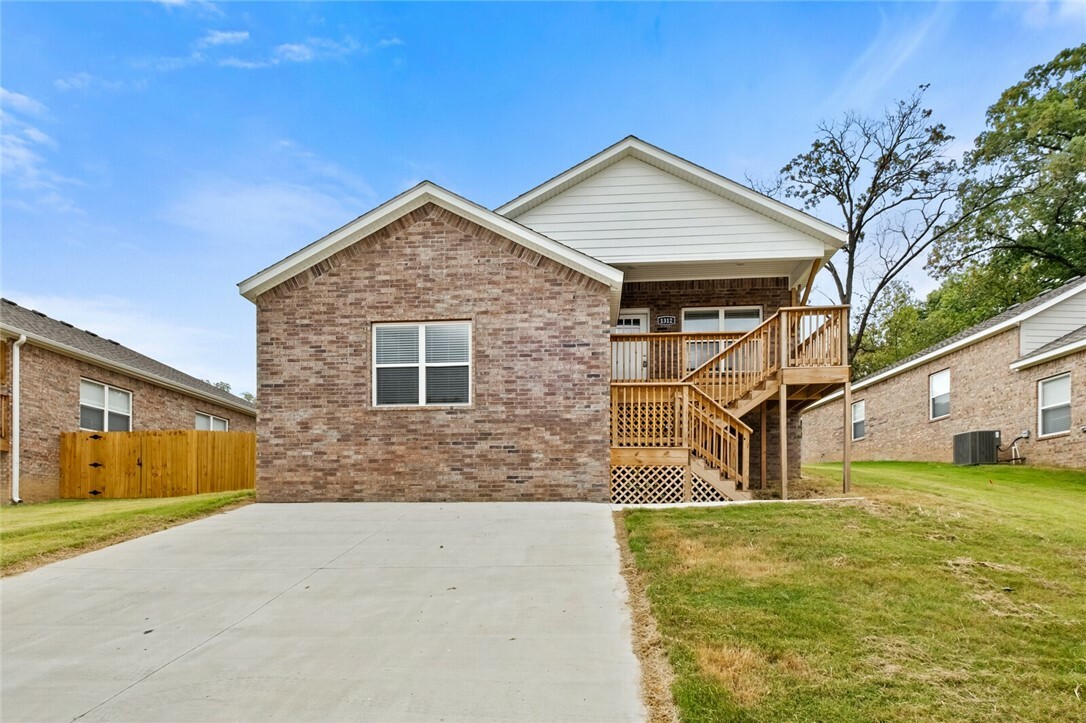 Property Photo:  1312 Valley Drive  AR 72734 