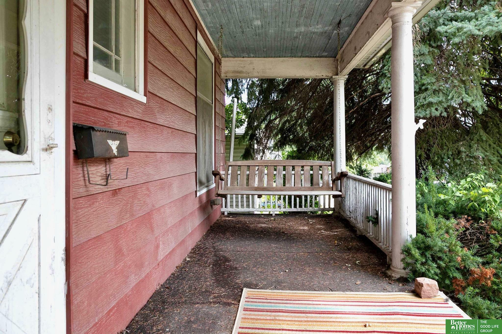 Property Photo:  5120 Evans Street  NE 68104 