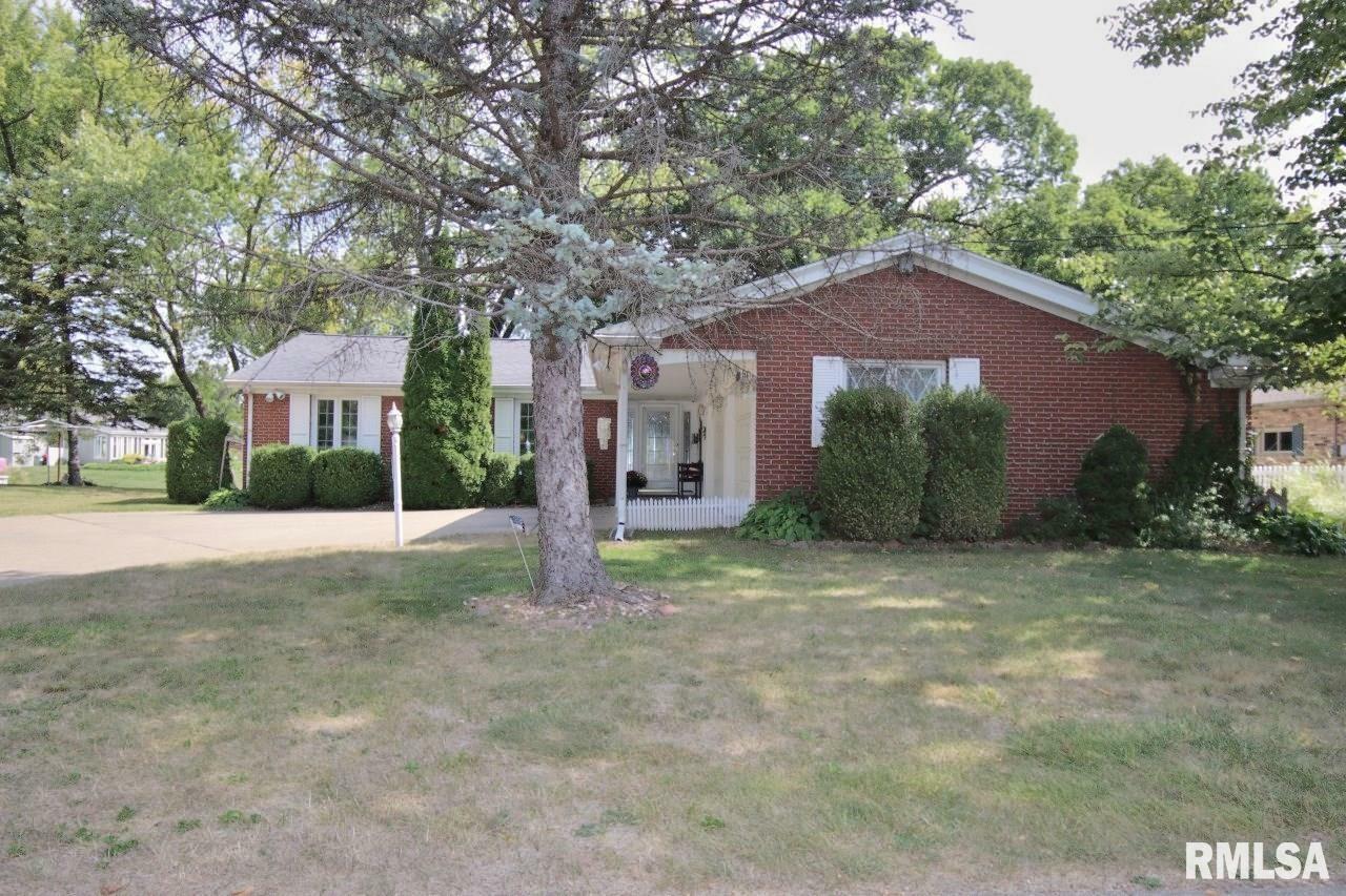 Property Photo:  1804 St Clair Drive  IL 61554 