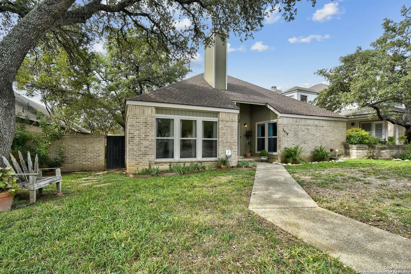 Property Photo:  2414 Ledge Hollow  TX 78232 