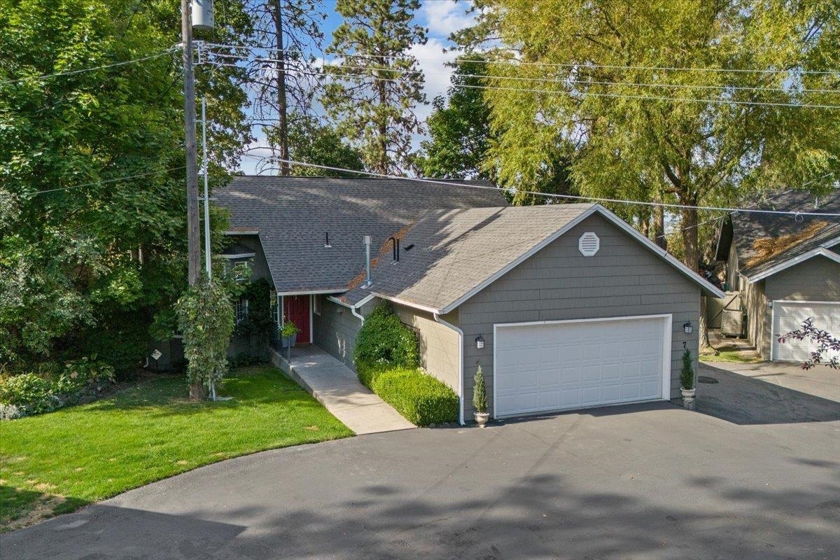 Property Photo:  1113 E 16th Ave #7  WA 99203 