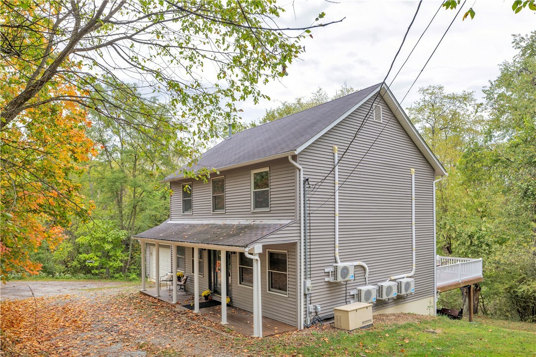 Property Photo:  341 Summit Ave  PA 15301 