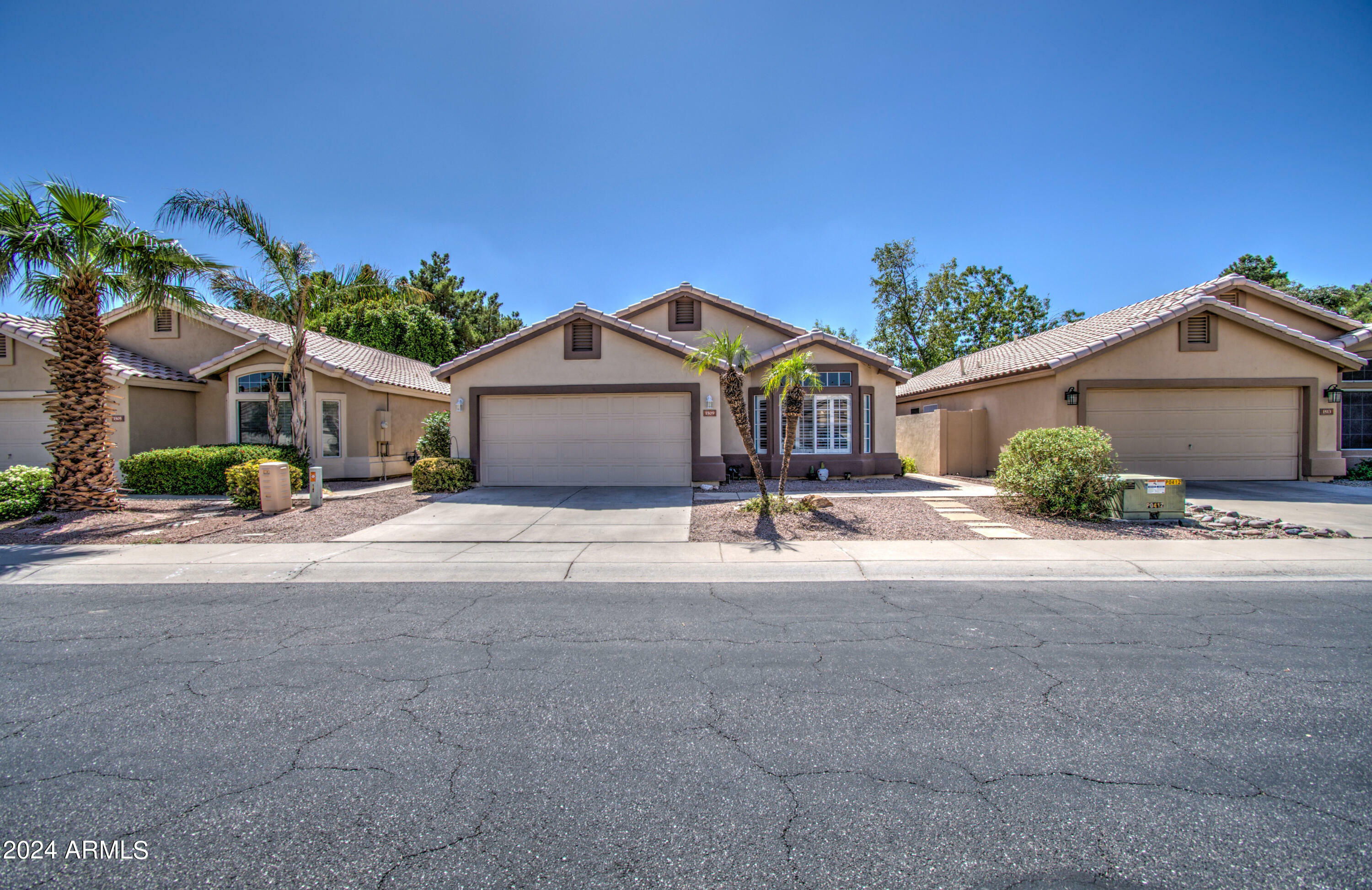 Property Photo:  1509 W Lobster Trap Drive  AZ 85233 