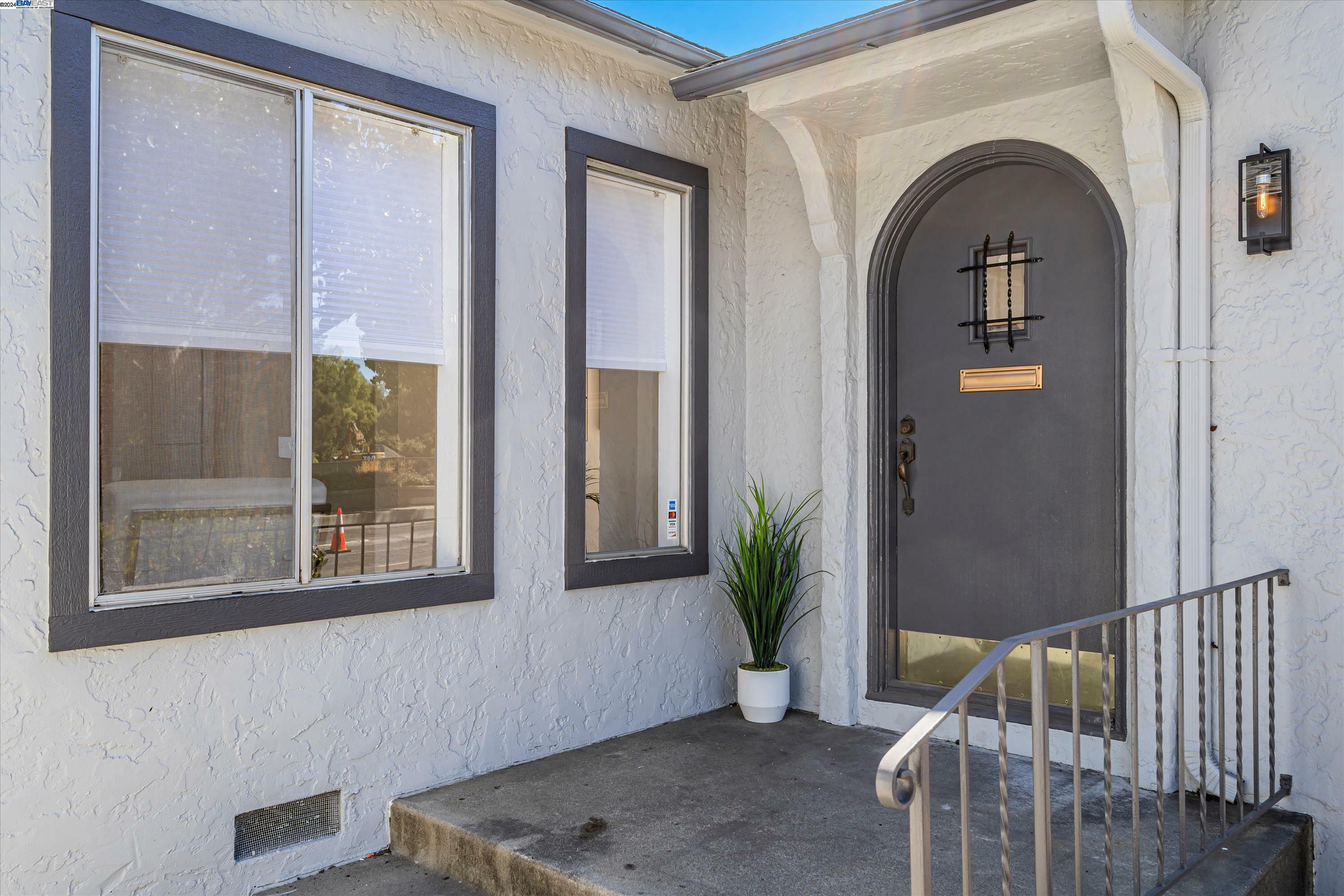 Property Photo:  6310 Thornton Ave  CA 94560 